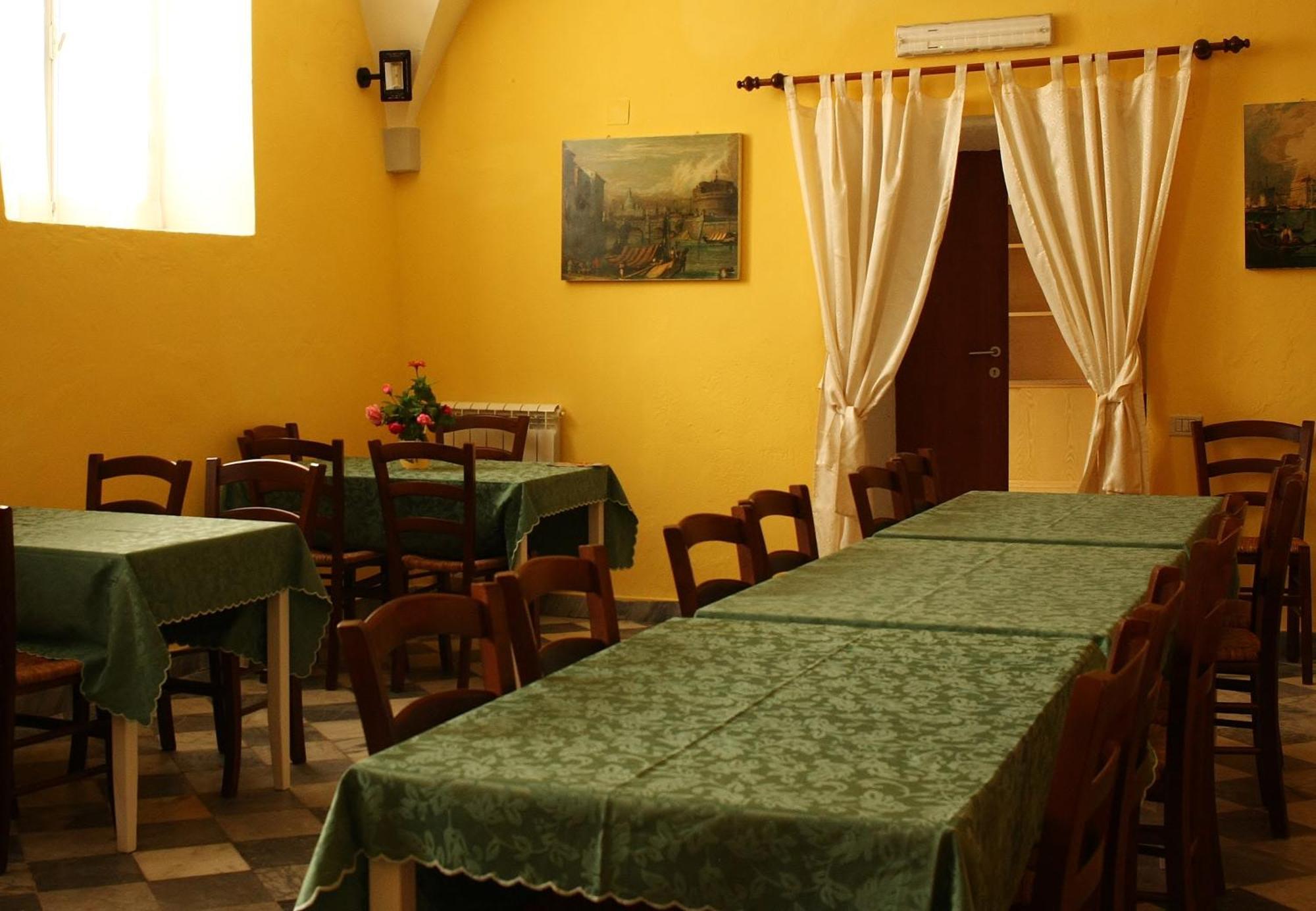 Bed and Breakfast Al Vecchio Convento Mare E Monti Ortonovo Exterior foto