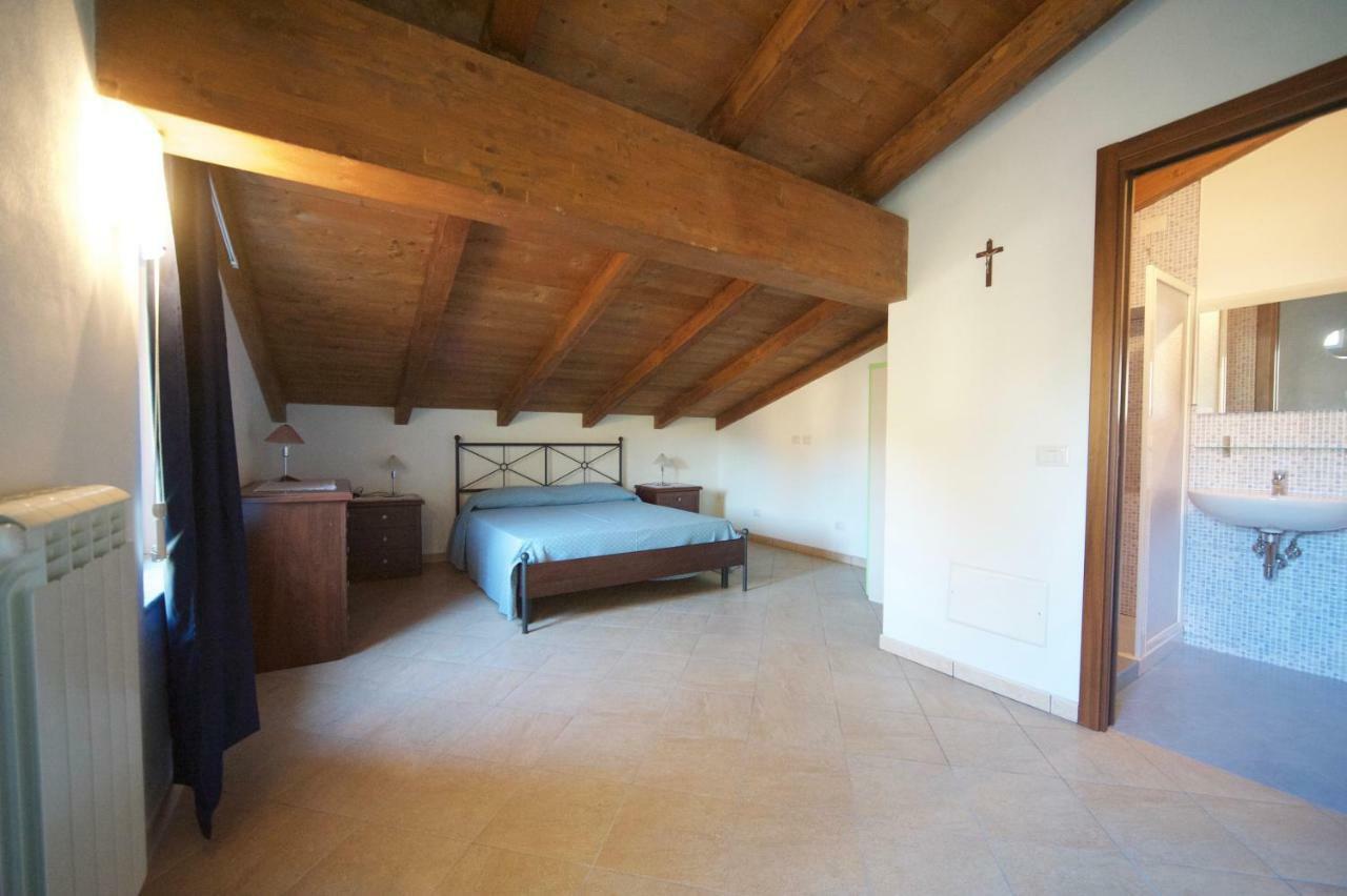 Bed and Breakfast Al Vecchio Convento Mare E Monti Ortonovo Exterior foto